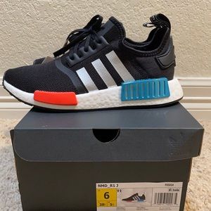 NWT Adidas NMD_R1